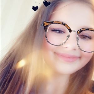 Meet your Posher, Callie